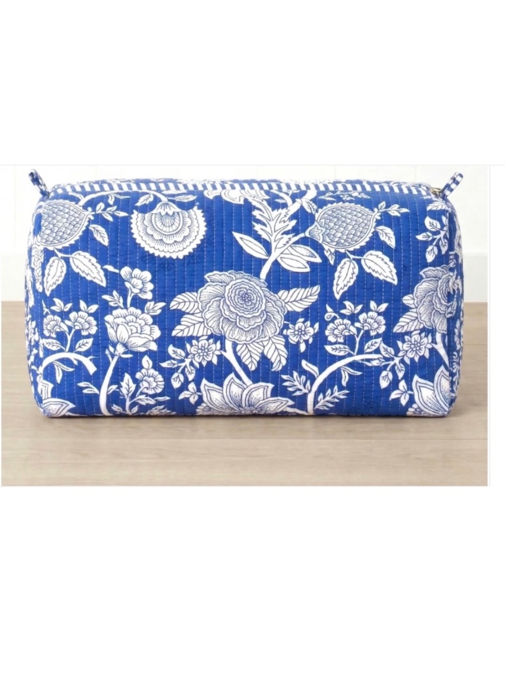 Amelia Rose Cornflower Quilted Large Cosmetic Bag - New
